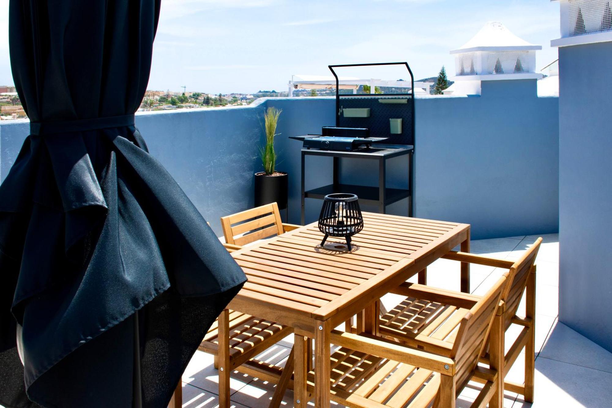 Leos Mijas Golf Apartment ฟูเอนฮิโรลา ภายนอก รูปภาพ
