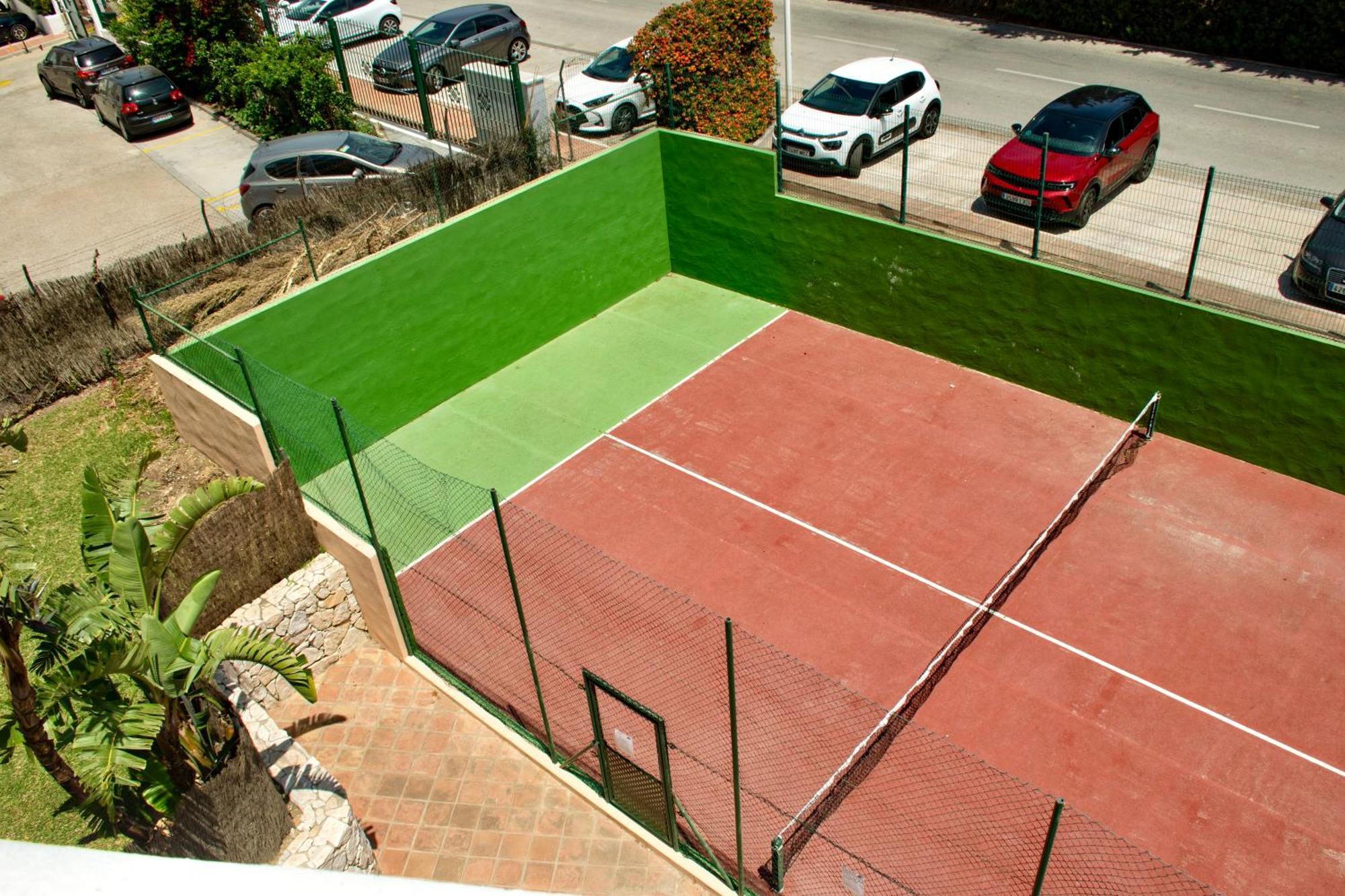 Leos Mijas Golf Apartment ฟูเอนฮิโรลา ภายนอก รูปภาพ